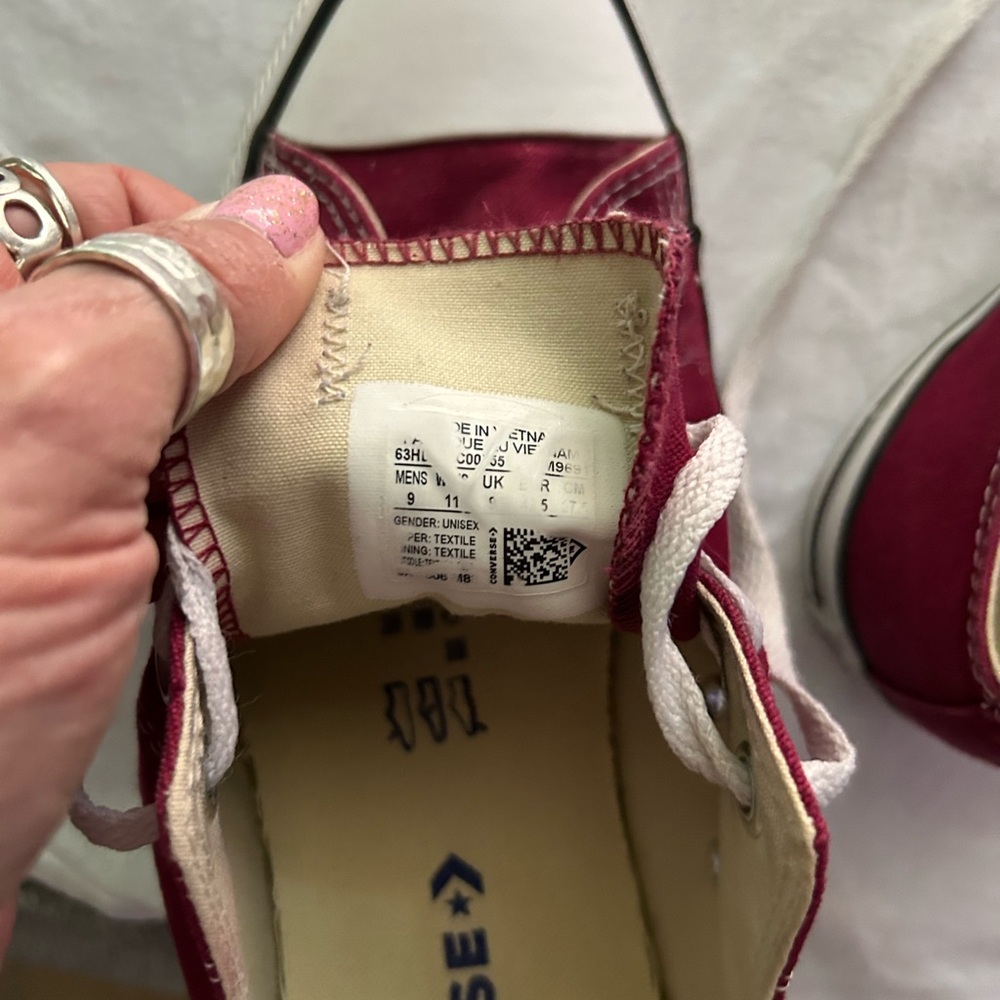 COPY - Maroon, gently worn in good repair! Women’s size 11 and men’s size 8.
